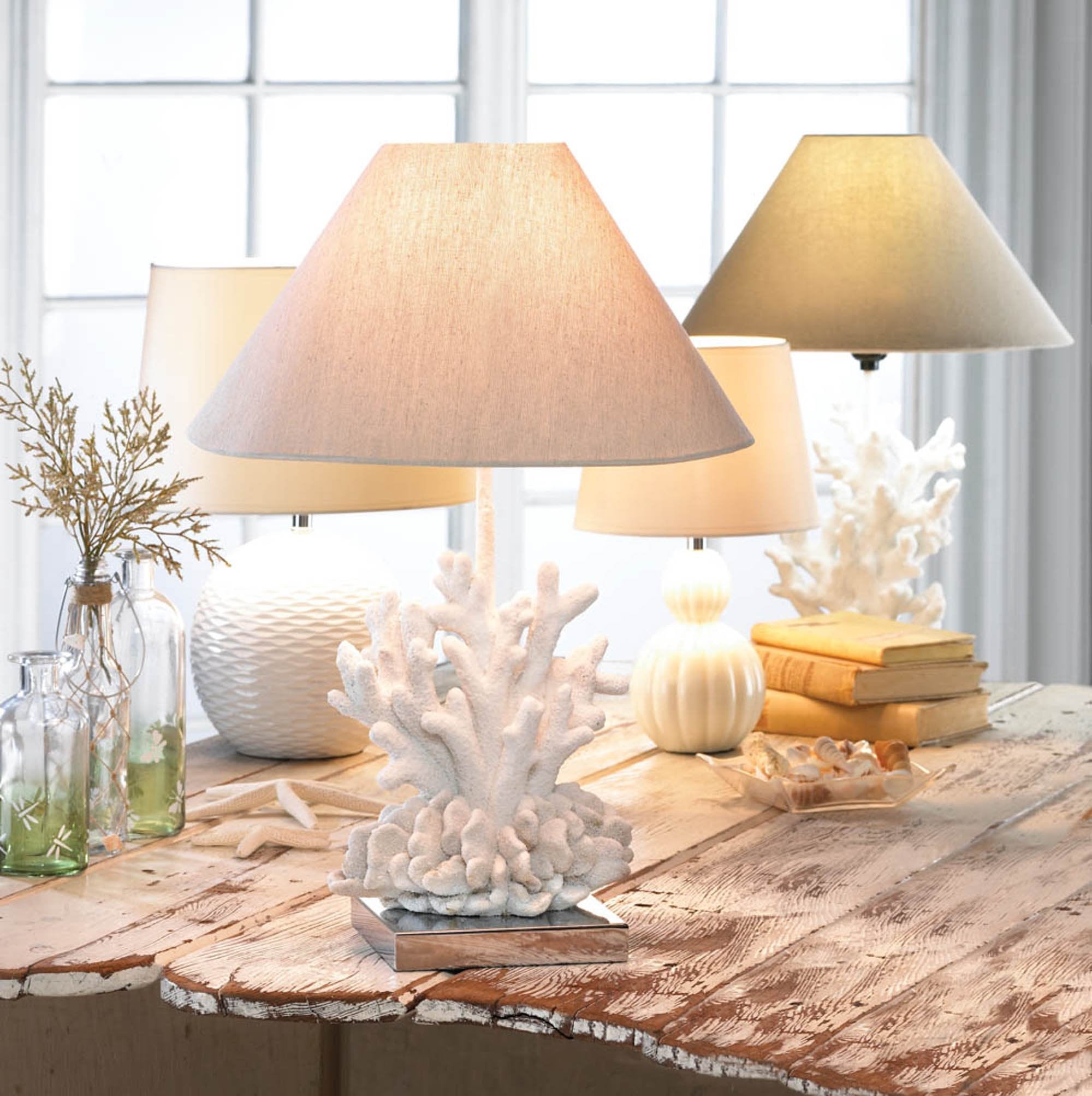 White Coral Table Lamp - Saunni Bee - Lighting